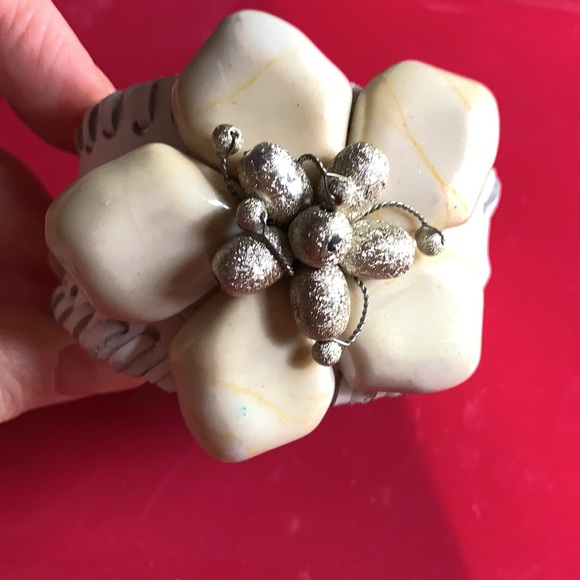 White leather adjustable cuff & ceramic Beads OOAK - Picture 4 of 7